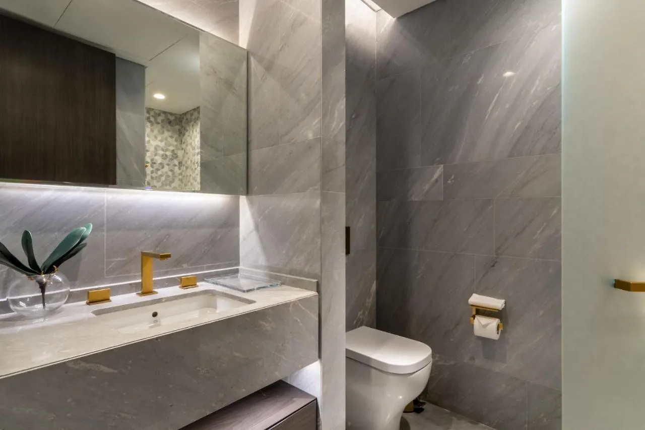 South Residence Five Palm - Luxurious Three Bedroom Dubai